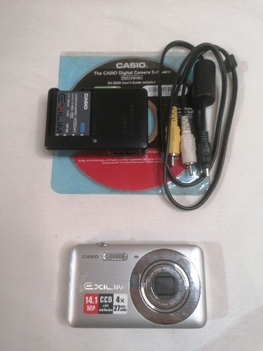 Macchinetta fotografica casio - macchinetta,